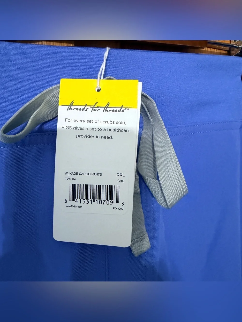 FIGS Kade Cargo Scrub Pants in a ceil blue size XXL for men